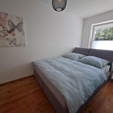 Wohnung Fleethoern - Zentral, Ruhig, Mit Parkplatz Und Balkon Кил Екстериор снимка