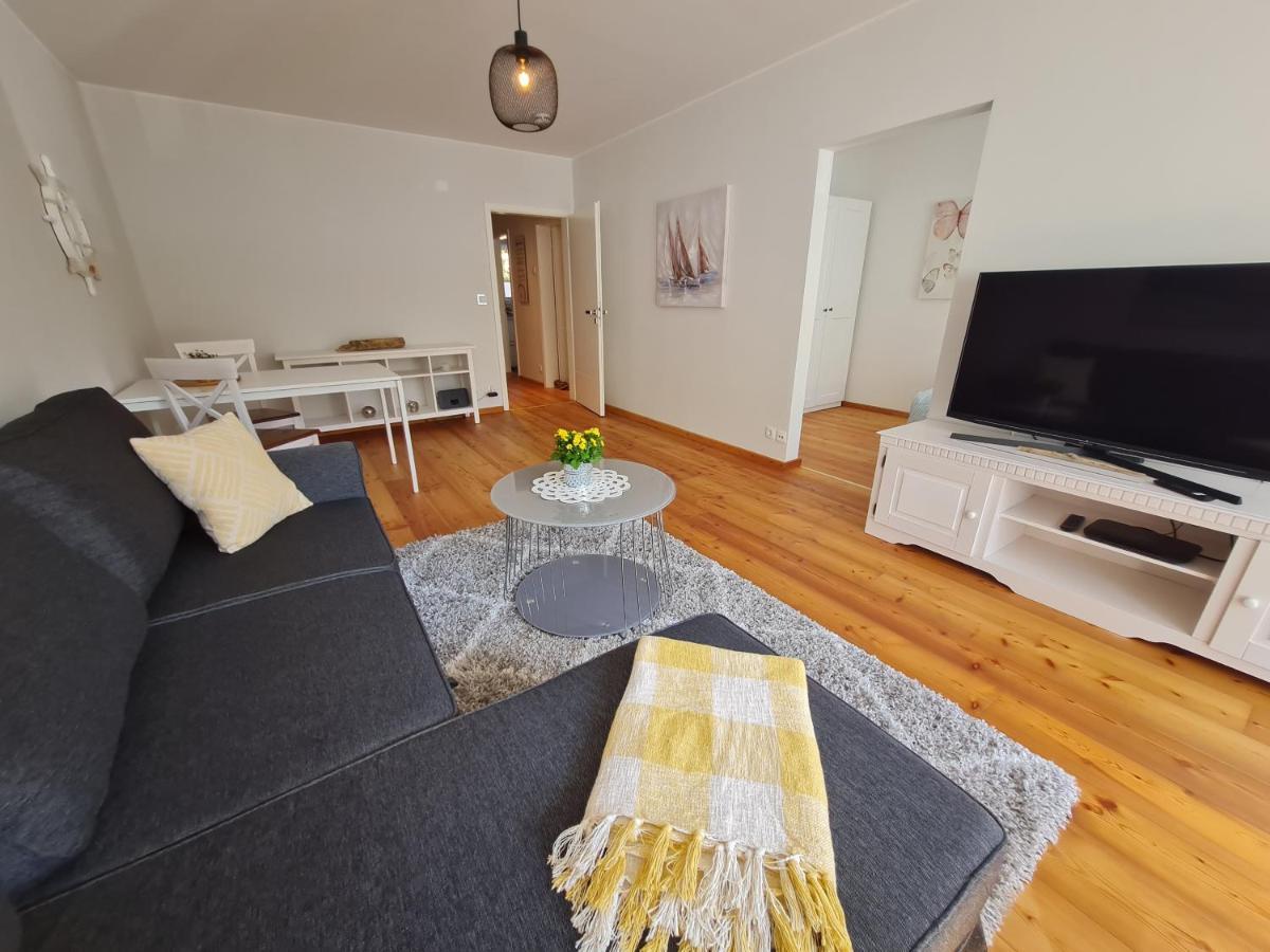 Wohnung Fleethoern - Zentral, Ruhig, Mit Parkplatz Und Balkon Кил Екстериор снимка